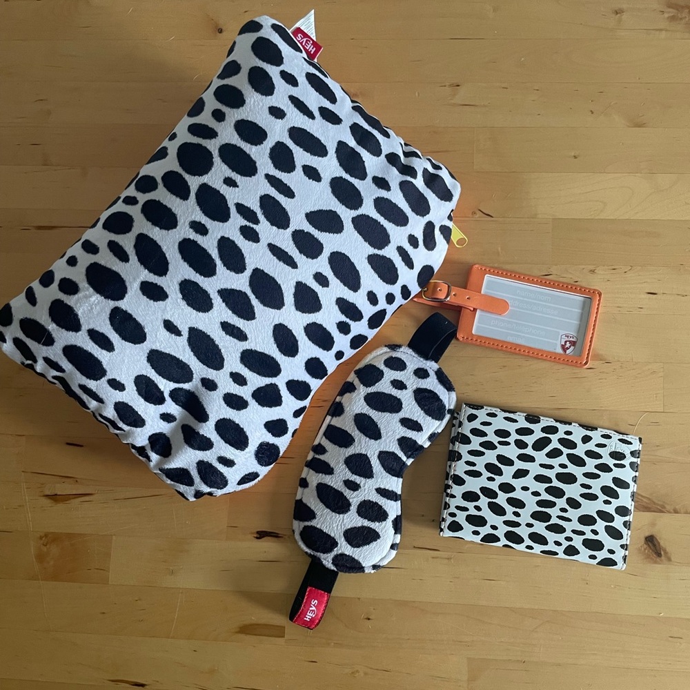 Heys travel essential set